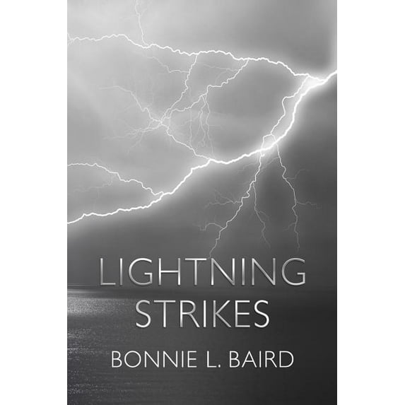 Lightning Strikes : Reflections on complicated family relationships (Paperback)