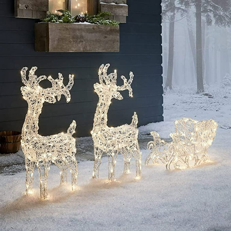 Outdoor sleigh cheap and reindeer