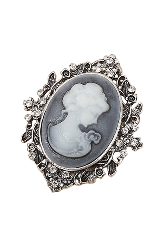 Lightweight Alloy Necklace Openwork Sculpture with Crystal Crystal Rhinestones Cameo Clavicle Chain Decorative Jewelry