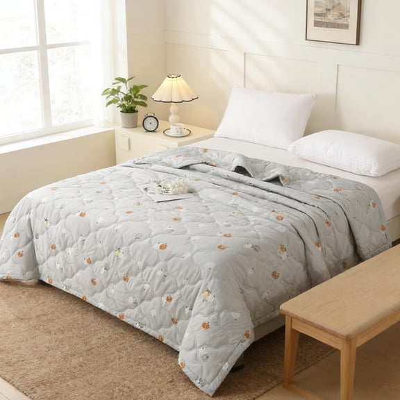 Lightweight Breathable Feel, Summer Washed Conditioned Quilt — 59.1x78.7 Inch Nylon Bedding for Campus Dormitory