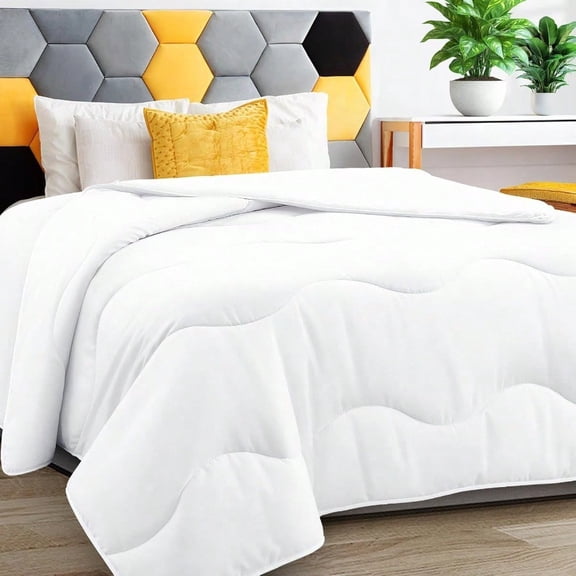 Lightweight Comforter Cooling White All Season Duvet Insert Breathable King Size Summer Bedding Soft Microfiber Cool Down Alternative Quilt With Corner Tabs 102x90 Inch