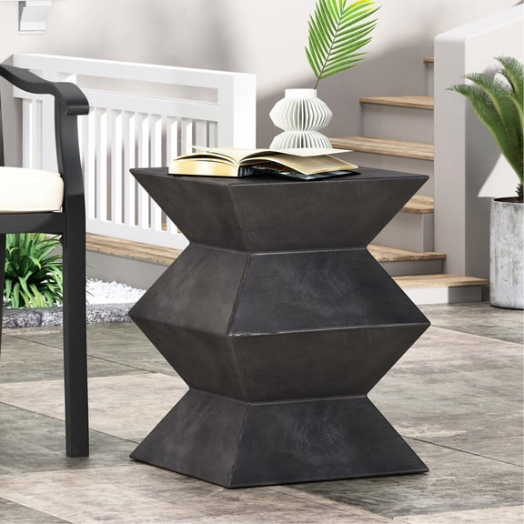 Lightweight Concrete, Stable Base / Bring Personality to Outdoor Spaces