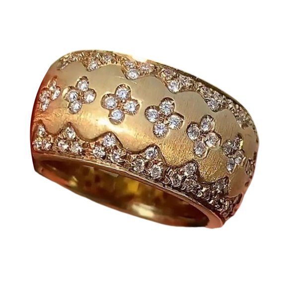 Lightweight Copper Clovers Rings With Crystal Zircon Embellished Gold Color Rings Jewelry For Daily Wear Or Formal Event