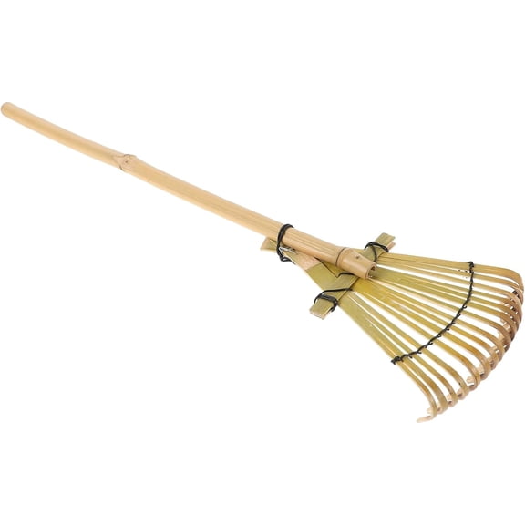 Lightweight Hand Rake for Sand Leveling Sandboxes Parks and Courtyards Japanese Design Small Garden Tool for Leaf Gathering and Outdoor Use