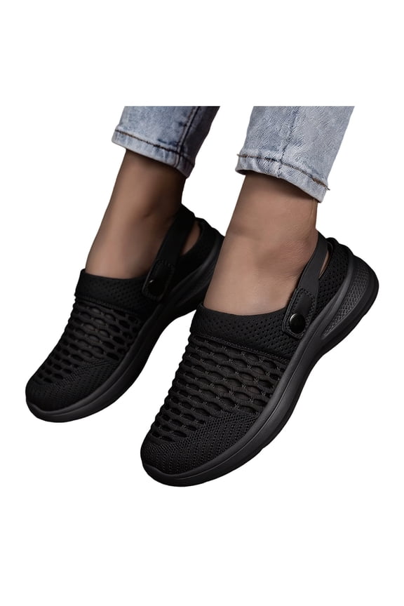 Lightweight Mesh Clogs for Women Close Toe Summer Platform Sandals Elastic Ankle Strap Slip On Breathable Beach Shoes Black Size 9.5