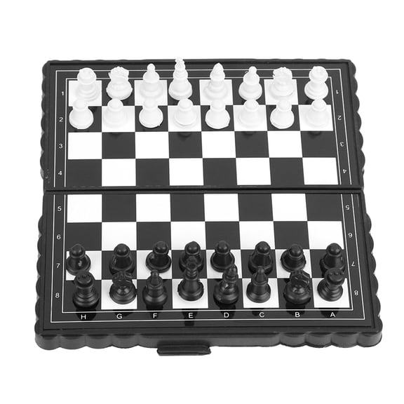 Lightweight Plastic Folding Chessboard Magnetic Chess Set for Fun Activities, sturdy Travel Chess Set with Magnetic Board and Pieces, Easy to Store Portable Chess Game with