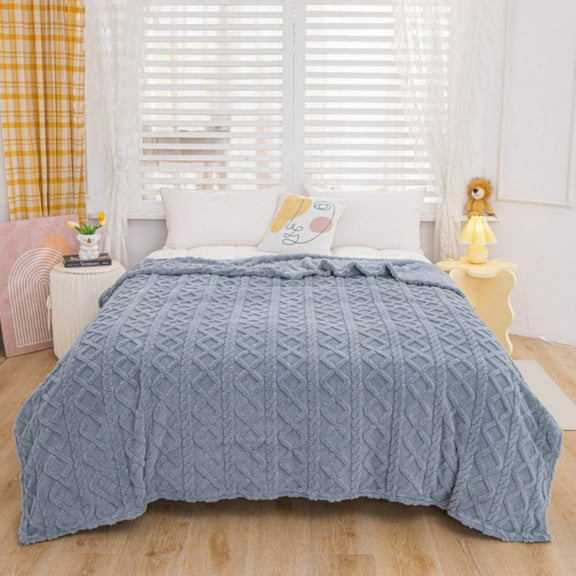 Lightweight Plush Soft Ice Blanket, 100x150cm Children's Version, Gray Color B, Breathable and Comfortable for Summer, Nap, and Travel Use