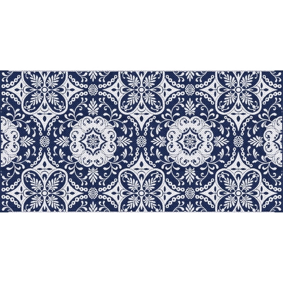 Lightweight & Portable / Deck & RV Spaces / Easy - to - Clean Outdoor Carpet