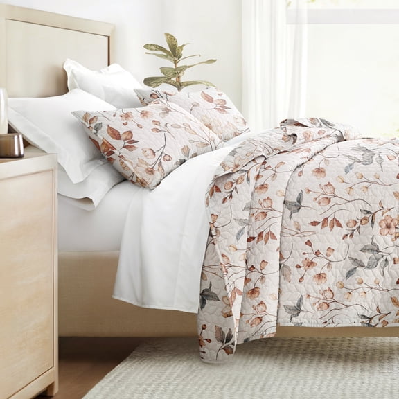 Lightweight Quilt Sets - Wrinkle Free - Coverlet Floral Patterns by Comfort Canopy