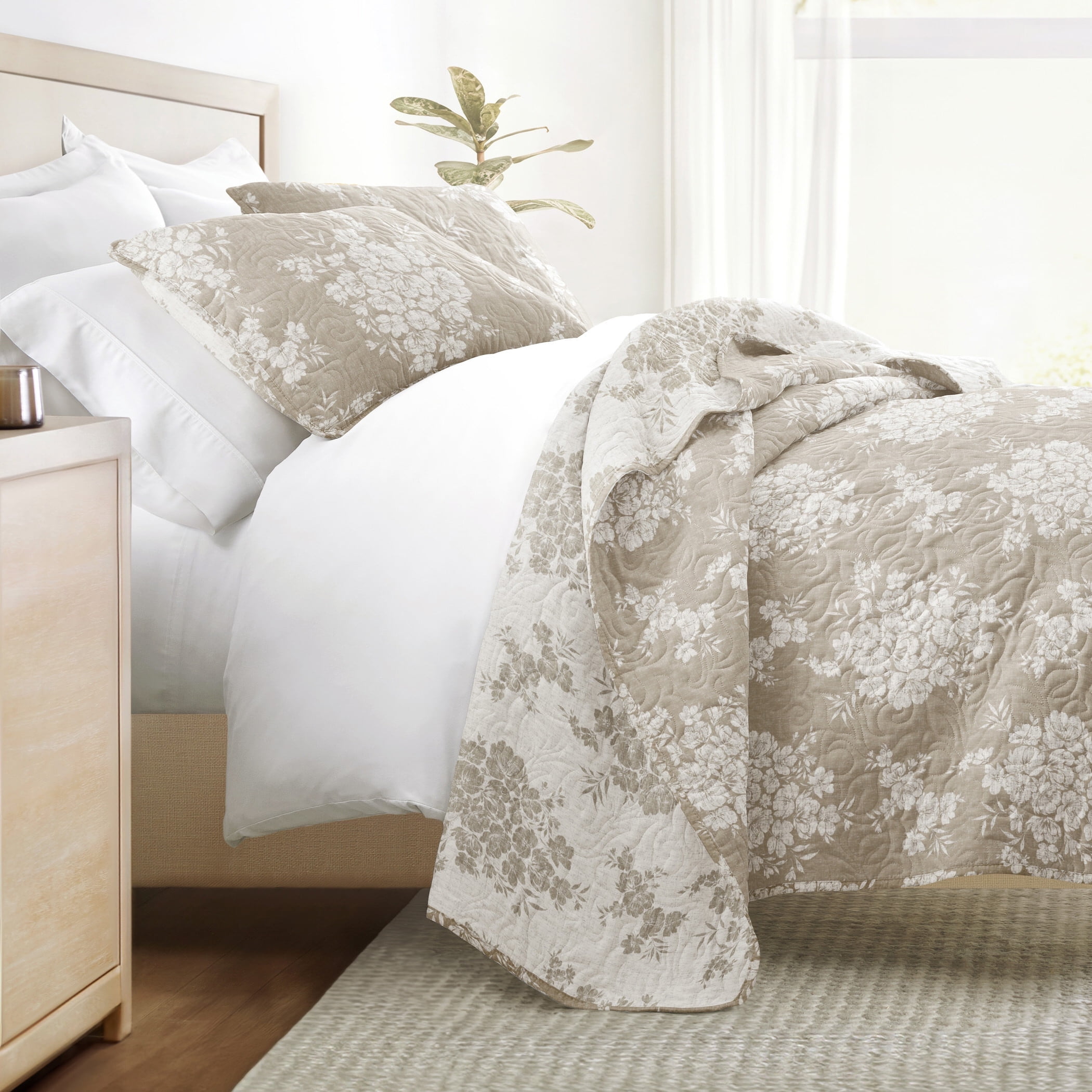 Lightweight Quilt Sets - Wrinkle Free - Coverlet Taupe Floral Patterns for King Size Bedding by Comfort Canopy
