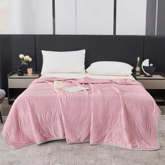 Lightweight Summer Quilt 60x80 Inches, All Season Air Conditioning Blanket, Double Sided Soft Microfiber Cooling Comforter, Machine Washable, Pink 1 Pack