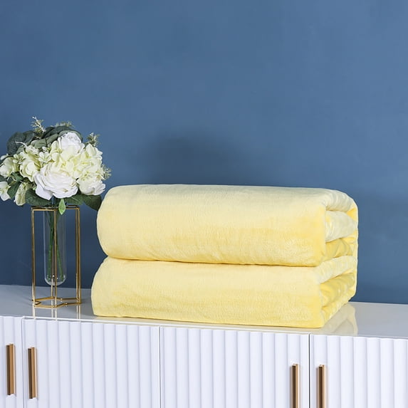 Lilgiuy Fleece Throw Blanket for Couch, Solid Color Thick and Warm Blanket for Winter, Soft Fuzzy Plush Throw Blanket for All Seasons, 39.37x59 Inche, Yellow