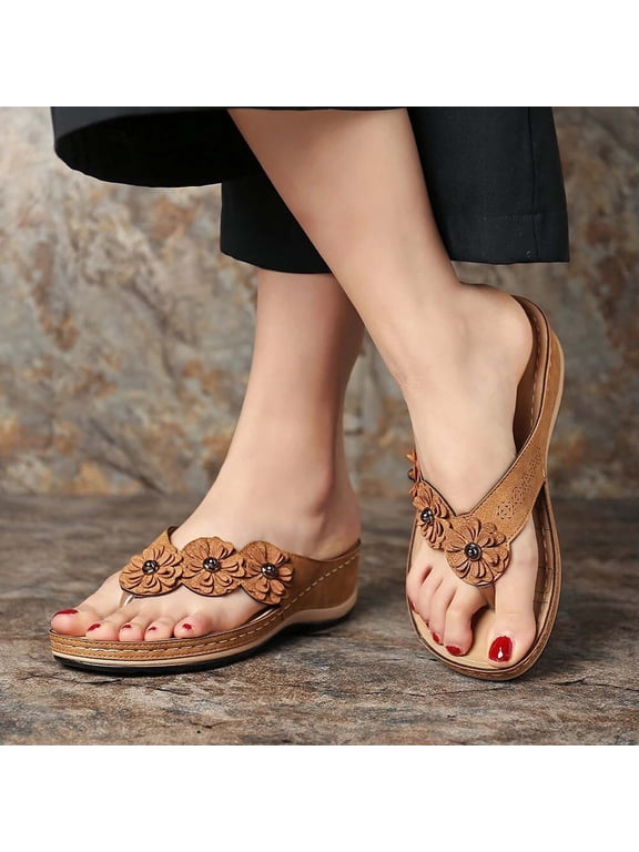 Women's Flip Flops Platform Wedge Sandals Floral Beach Slippers Dressy Summer Sandals Casual Flower Slides Slip on Thong Sandals for Work Office Business(Brown,7)