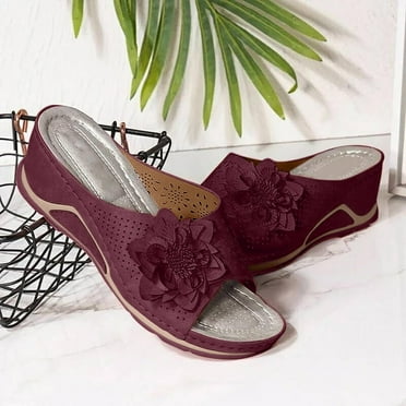 Lilgiuy Womens Sandals Wedge Platform Flower Slide Sandals Comfortable Beach Shoes Dressy Summer Sandals for Women Casual Slides Playwear(Purple,6)
