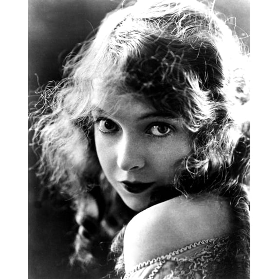 Lillian Gish Ca. Late Teens Photo Print (16 x 20)