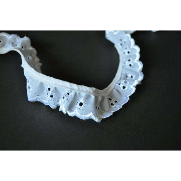 Lily 1" White Gathered Ruffled Cotton Eyelet Lace Trim Sewing Notions Wholesale