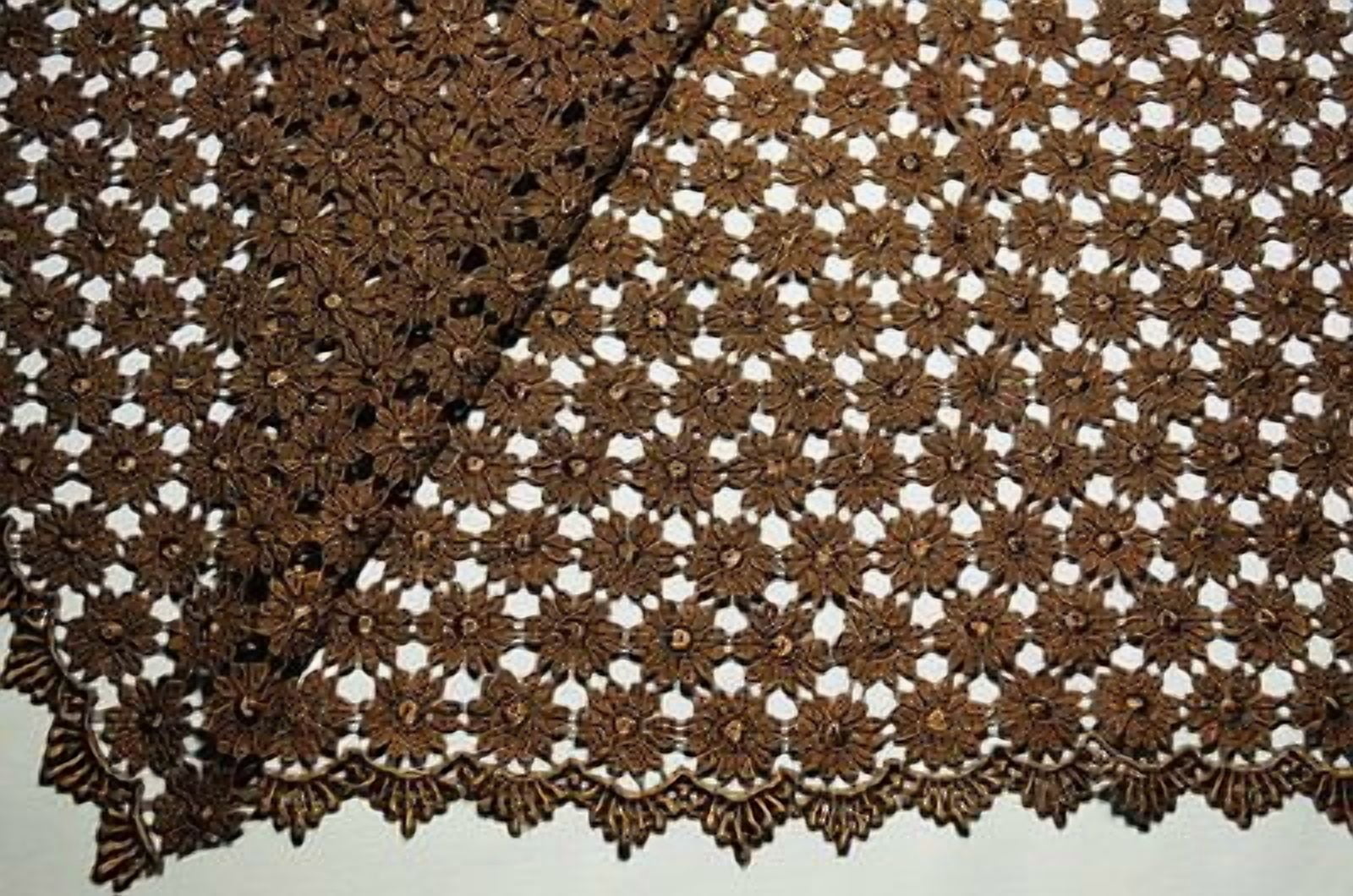 Lily 37" Daisy Venice Lace Fabric All Over Both Side Scalloped Edge 9 colors