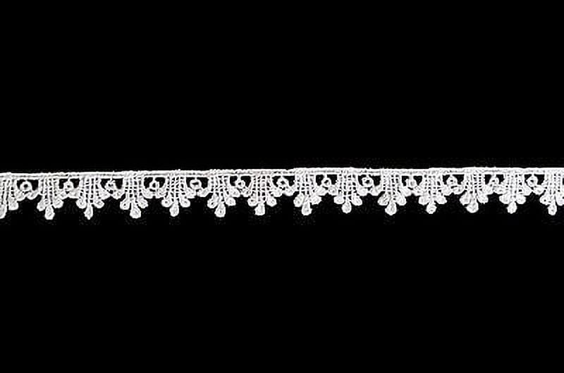 Lily 5/8" White or Ivory Dainty Scalloped Guipure Venise Lace Trim by Yardage