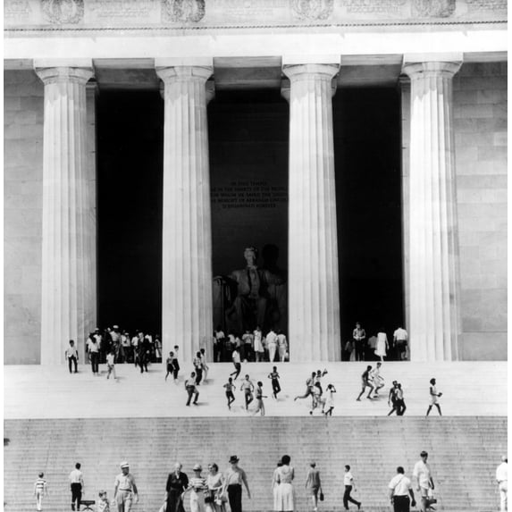 Lincoln Memorial History (18 x 24)