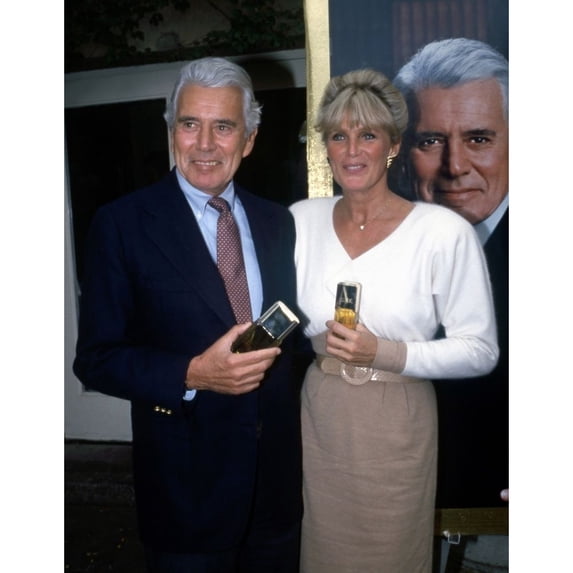 Linda Evans with co-star John Forsythe from tv drama Dynatsy at special event undated. Photo: Oscar Abolafia