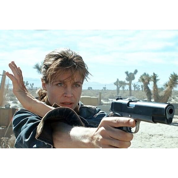 Linda Hamilton takes aim as Sarah Connor Terminator 2 24x36 poster