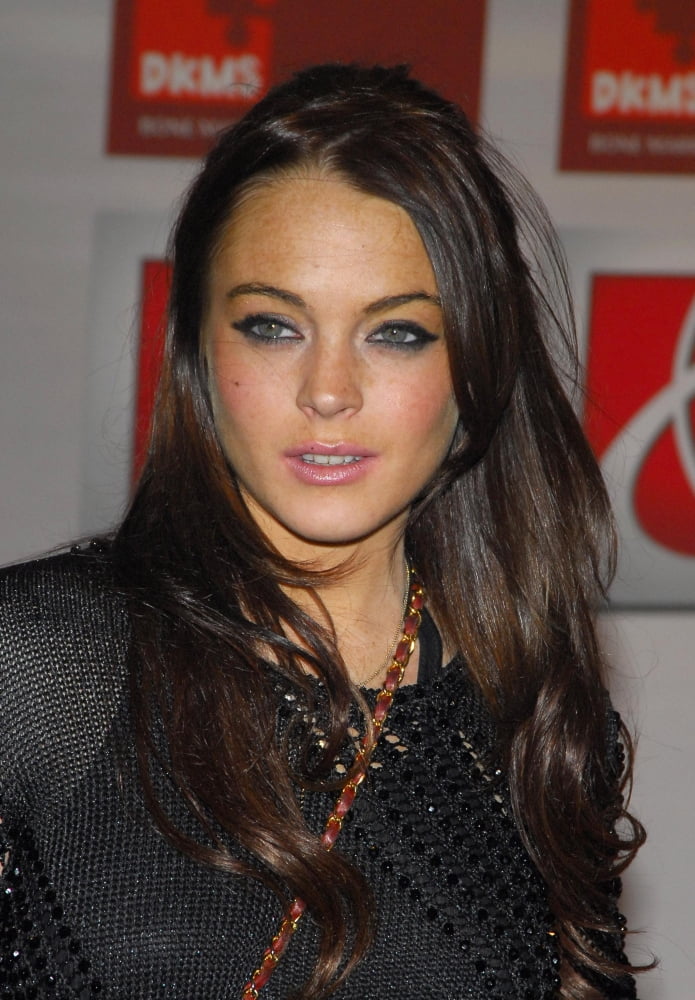 Lindsay Lohan At Arrivals For SaturnS New York Auto Show Preview With Camp Freddy Concert Canvas Art - (16 x 20)