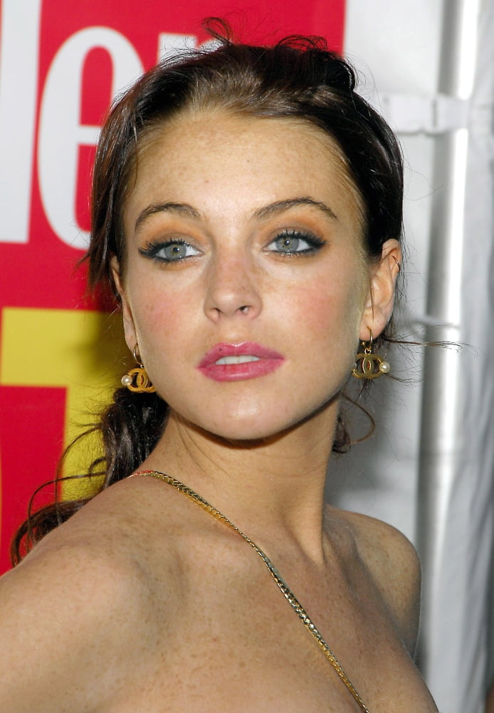 Lindsay Lohan (Wearing Chanel Earrings) At Arrivals For Conde Nast Traveler Annual Hot List Issue Party Canvas Art - (16 x 20)