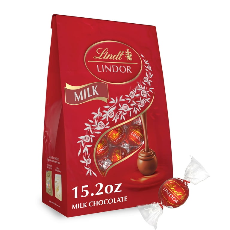 Lindt LINDOR Milk Chocolate Candy Truffles, Valentine's Day Chocolate, 15.2  oz. Bag