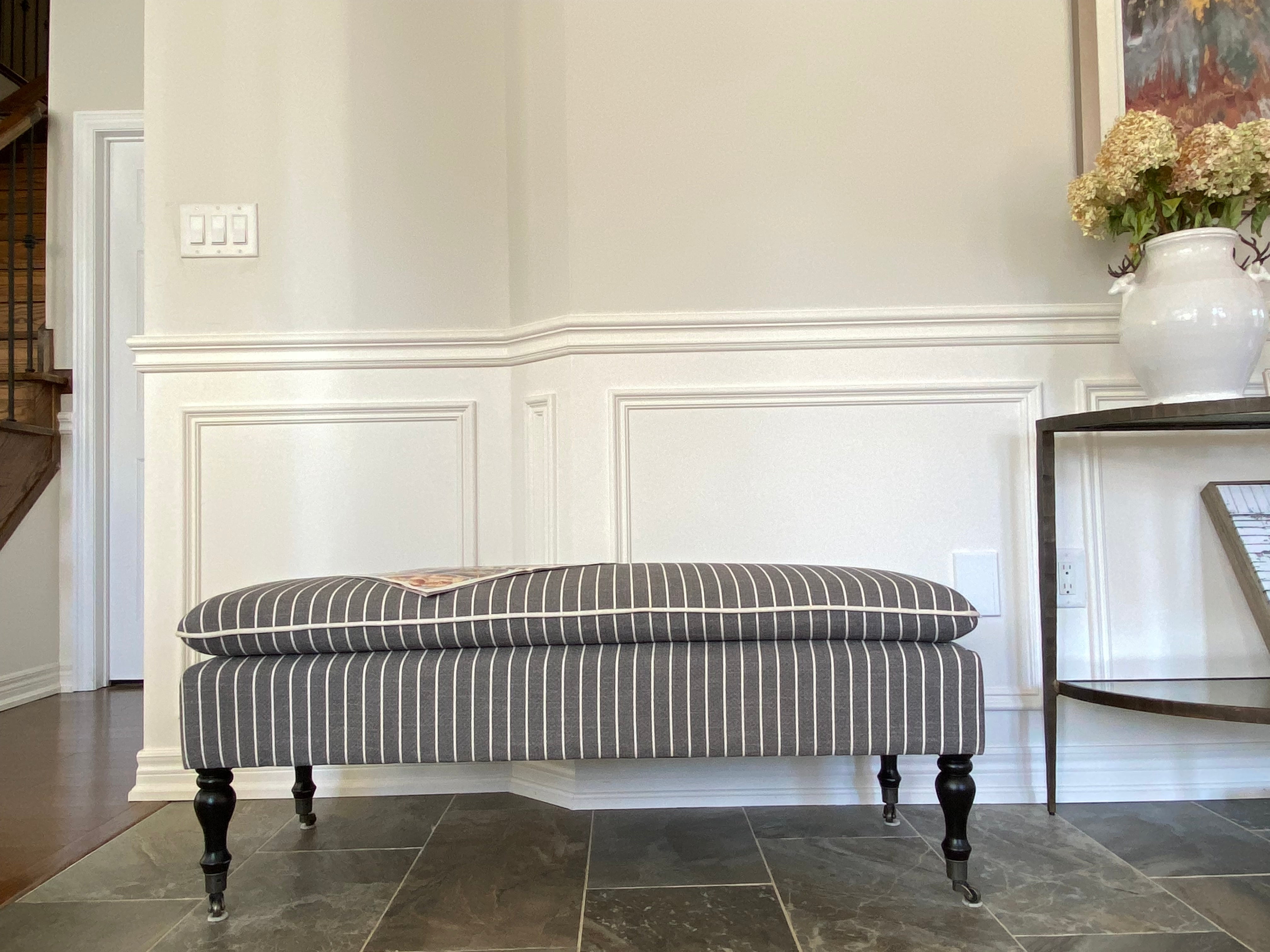 SEAT4U Home Cushioned Top Bench with Line Black Stripe, 270 lb Limit ...