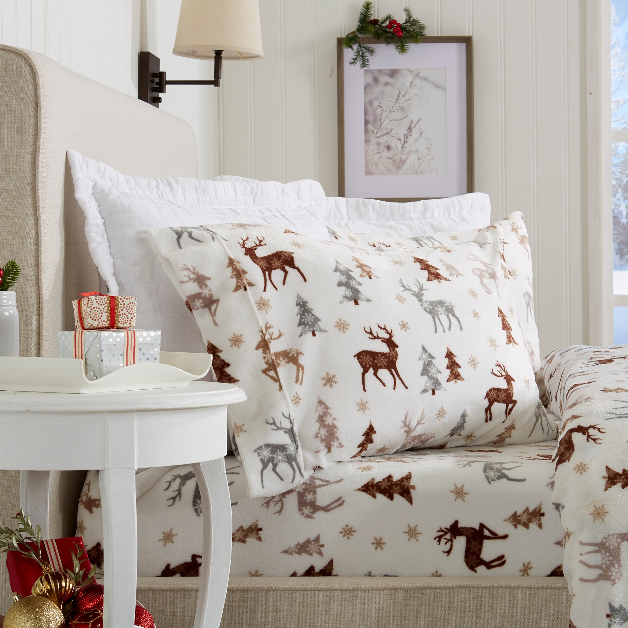 Linery & Co. Rustic Lodge Velvet Plush 4-Piece Sheet Set Snowy Reindeer ...