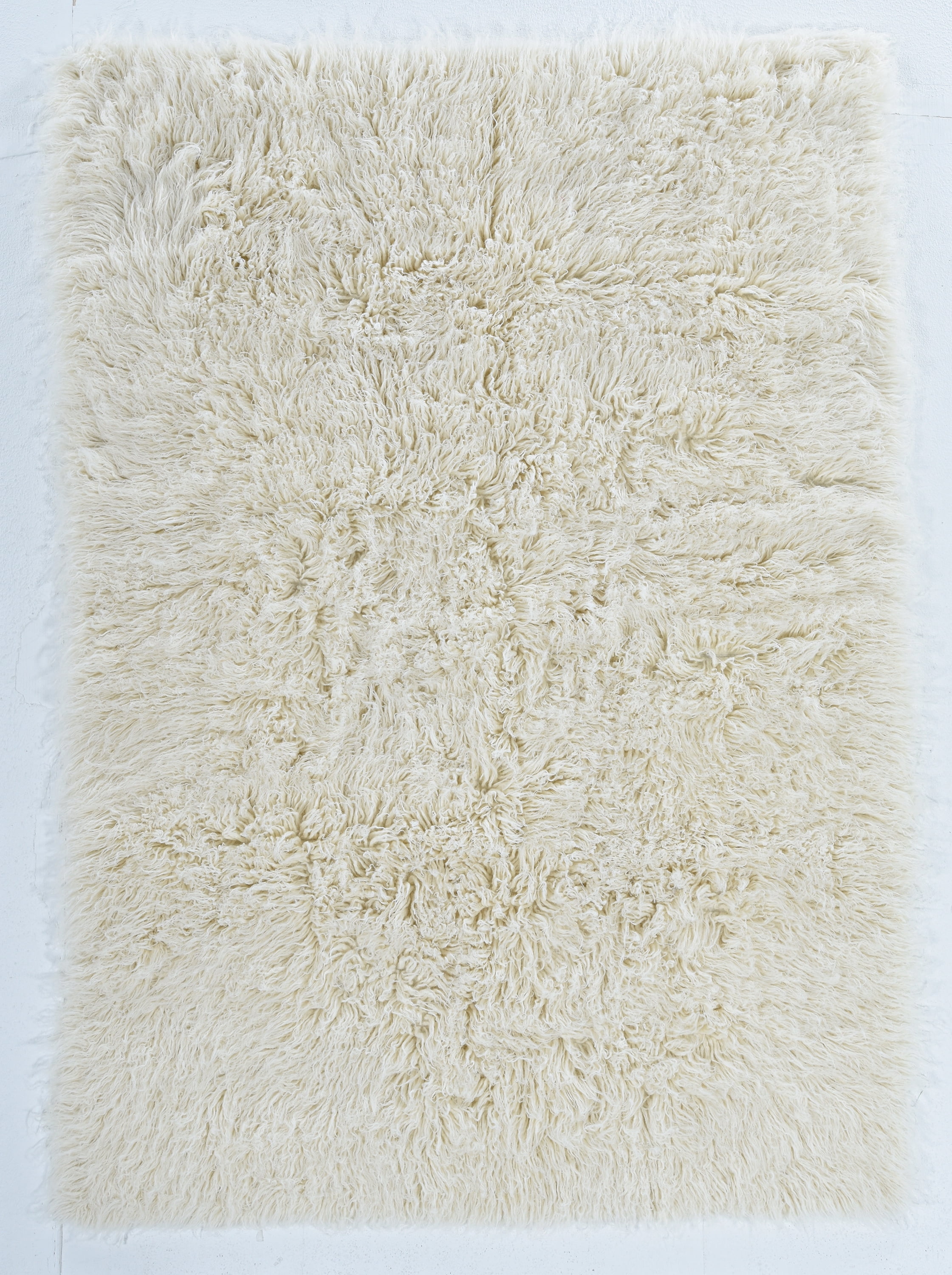 Natural Ivory Wool Handmade Rectangular Shag Rug, 5' x 7'