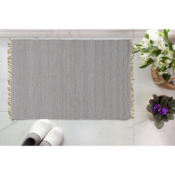 Contemporary Home Living 1.75' x 2.75' Reversible Handwoven Solid Area Throw Rug - Lilac