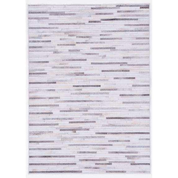 Linon Laredo Tanner Woven Polyester 6'7"x9'7" Rug in Gray