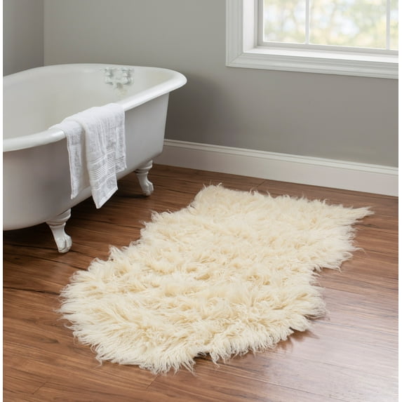 Linon New Flokati 2'4" x 4'8" Shag Rug in Ivory