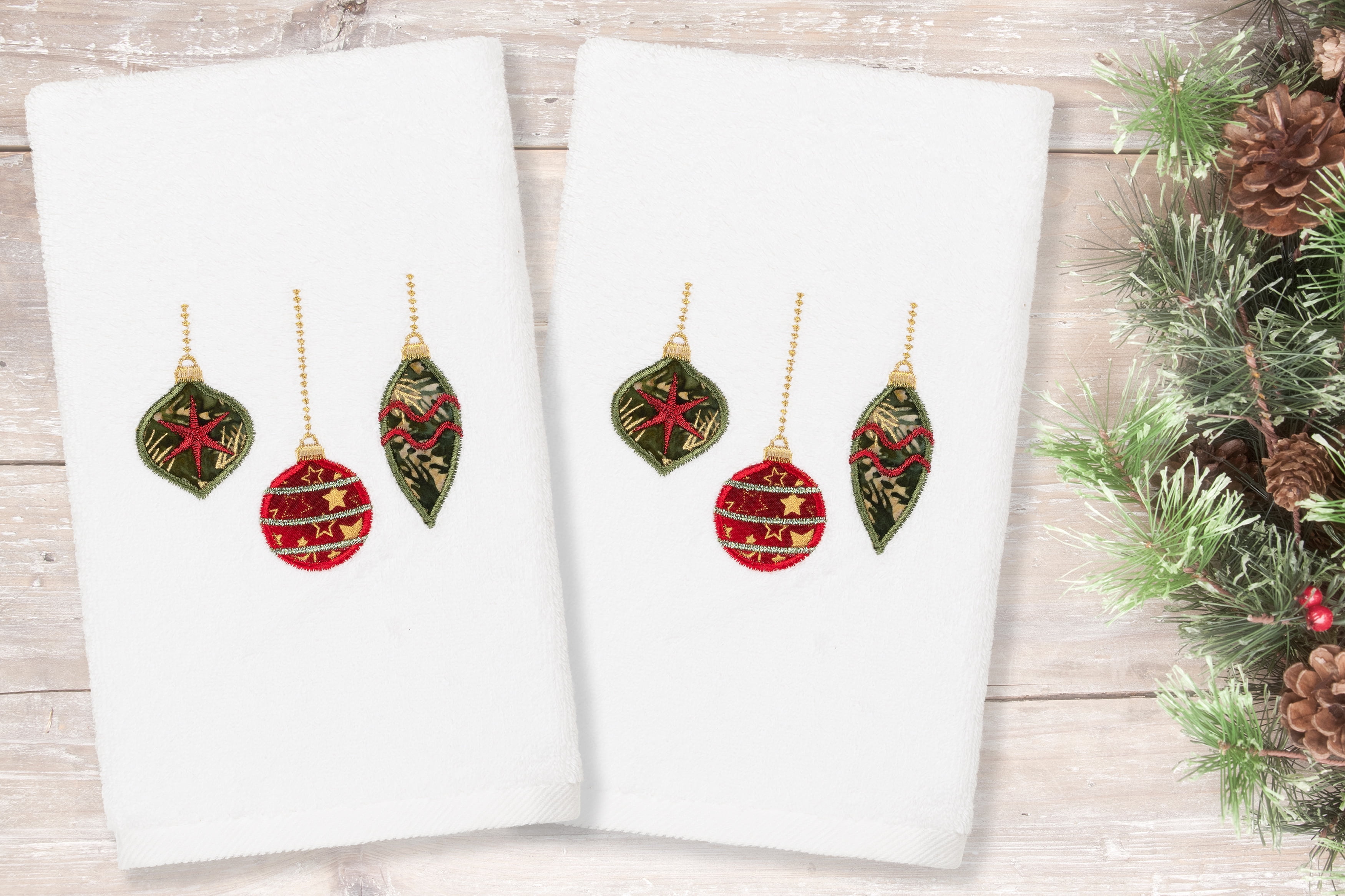 Linum Home Textiles Christmas Ornaments Embroidered Luxury 100% Turkish Cotton Hand Towels (Set of 2)