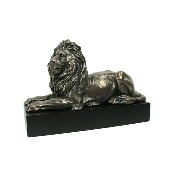 Lion Laying on Plinth Statue Sculpture