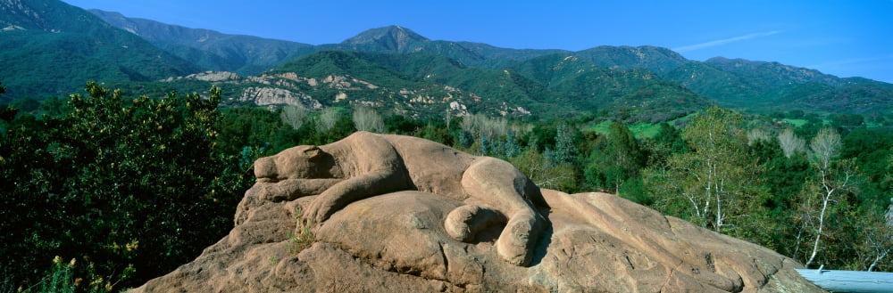 Lion Rock Sculpture Center for Earth Concerns Ojai California Canvas Art - Panoramic Images (27 x 9)