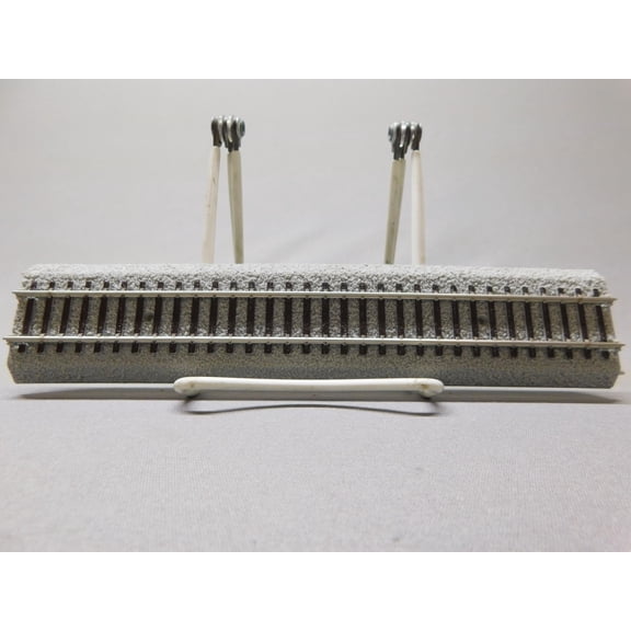 Lionel HO Scale 9" Straight MAGNELOCK Track 1 Piece 871818020-1
