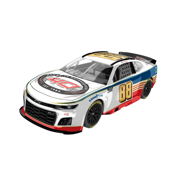 Lionel NASCAR Authentics Dale Earnhardt Jr. No. 88 1:64