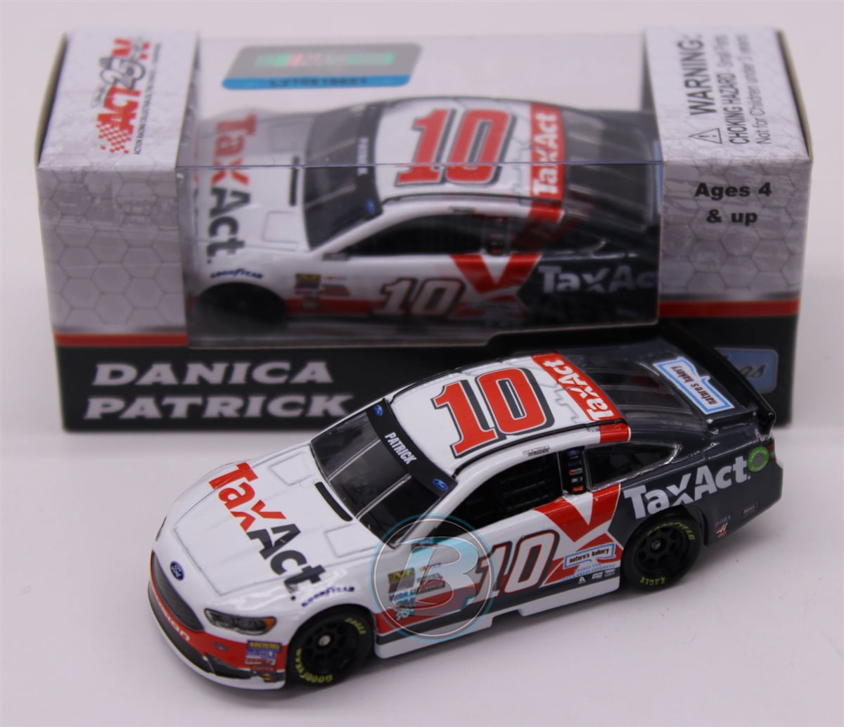 Lionel Racing Danica Patrick 10 TaxAct Ford Fusion 1:64