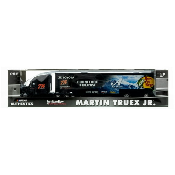 Lionel Racing Martin Truex Jr. Bass Pro Shop Furniture Row 2018 NASCAR 1:64 Scale Truck Hauler