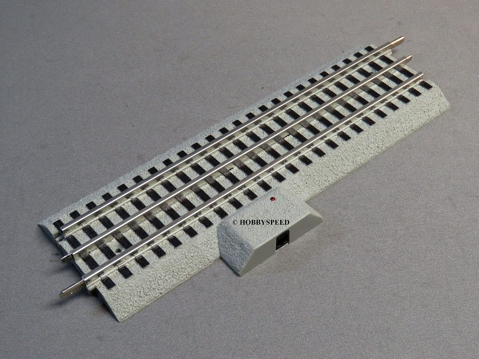 Lionell FASTRACK 10" Plug N Play Straight Terminal Track Section O ...