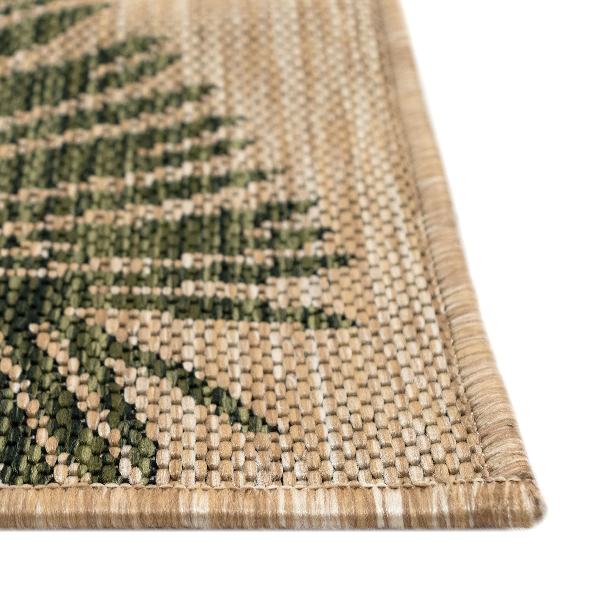 Liora Manne Carmel Palm Indoor/Outdoor Area Rug Green 3'3" x 4'11" 3' x 5' Indoor,Outdoor,Accent Green Rectangle