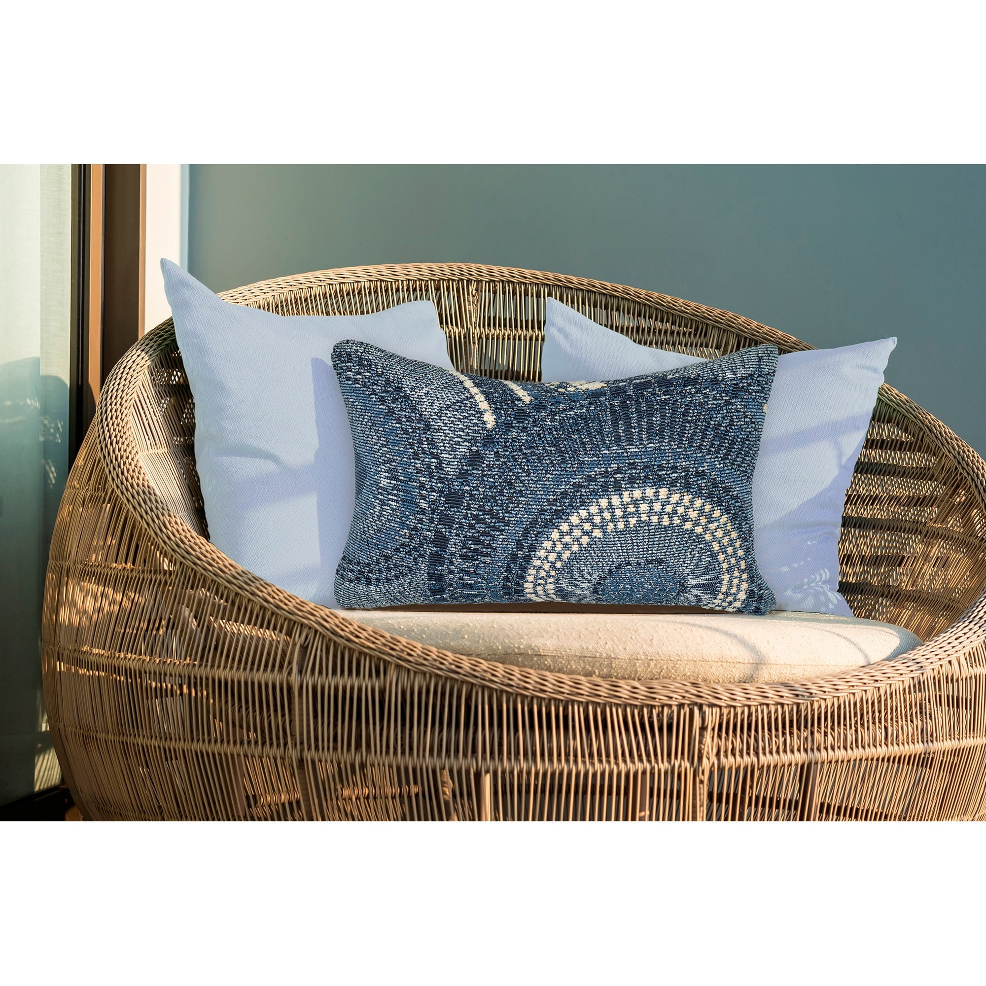 Liora Manne Marina Abstract Indoor/Outdoor Throw Pillow