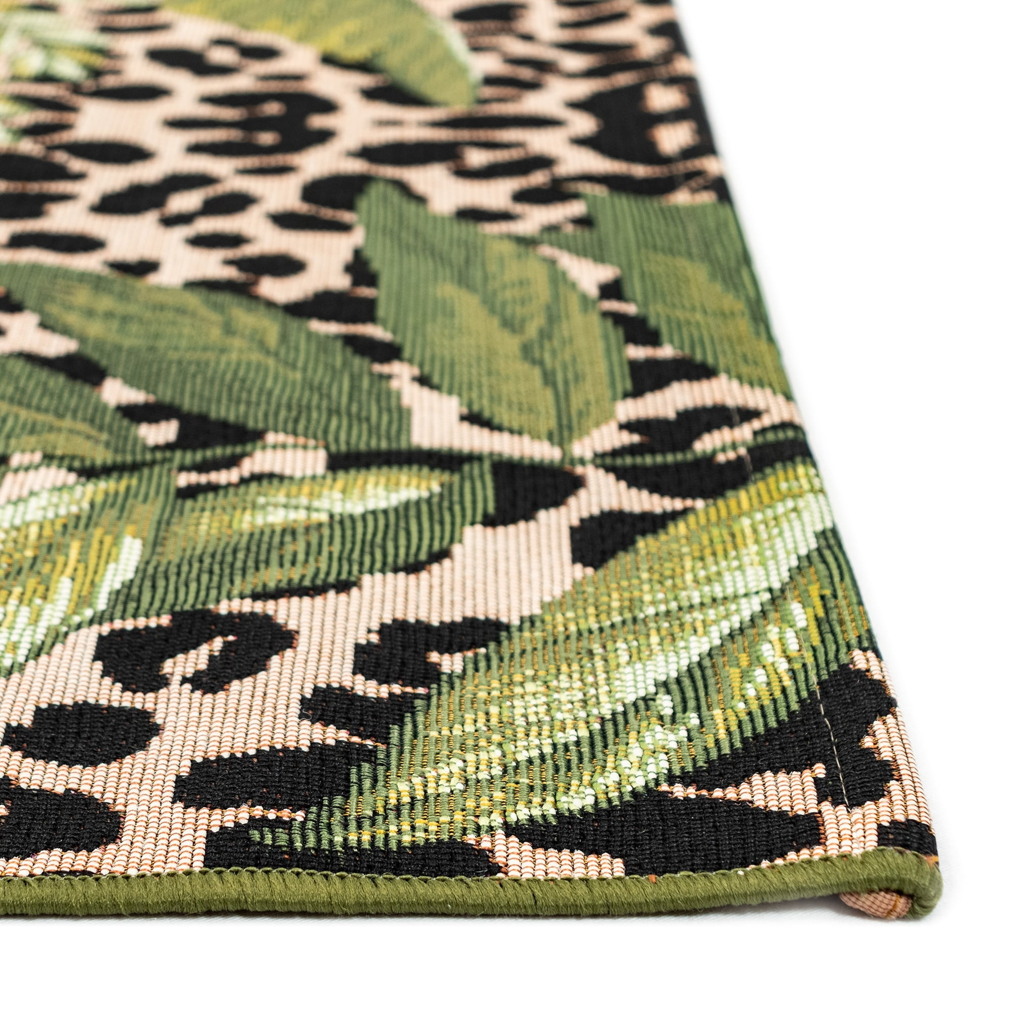 Safari Elegance Black and Beige Synthetic Indoor/Outdoor Rug - 3'3" x 4'11"