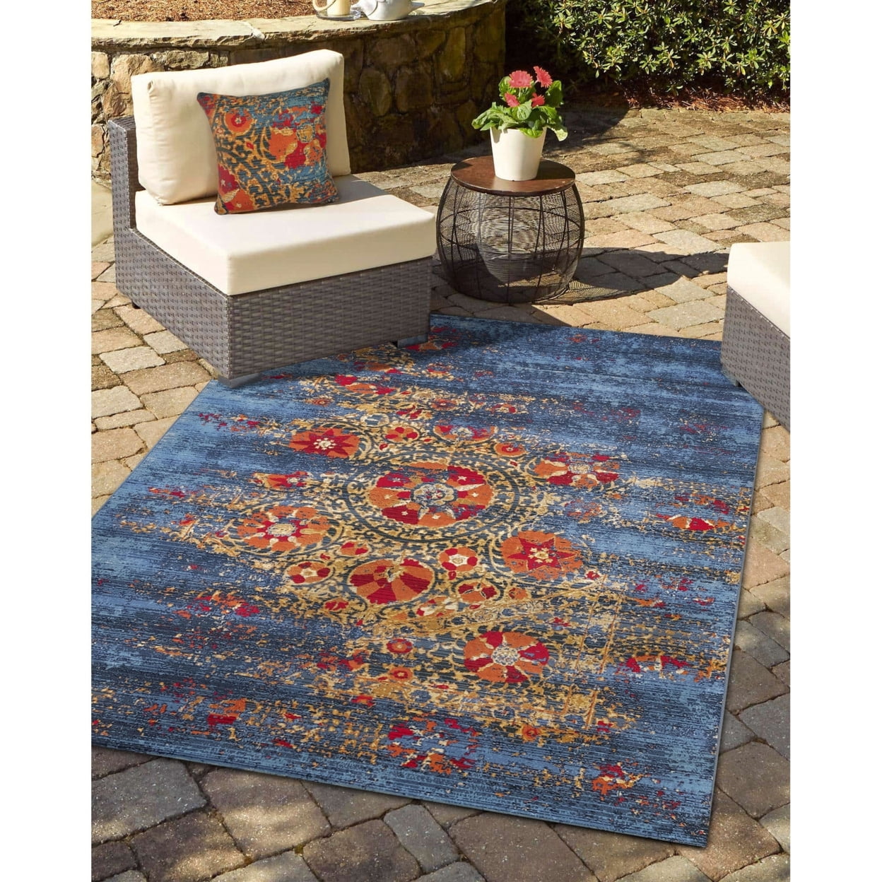Blue and Orange 4' x 6' Synthetic Flat Woven Rug