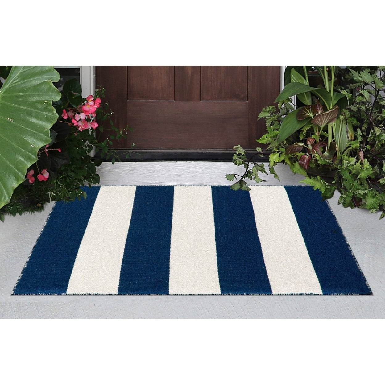 Navy Stripe Synthetic 4' x 6' Reversible Outdoor Rug