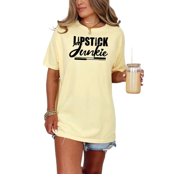 Lipstick Junkie Makeup Lovers Gift, Butter Comfort Colors T-Shirt, Large