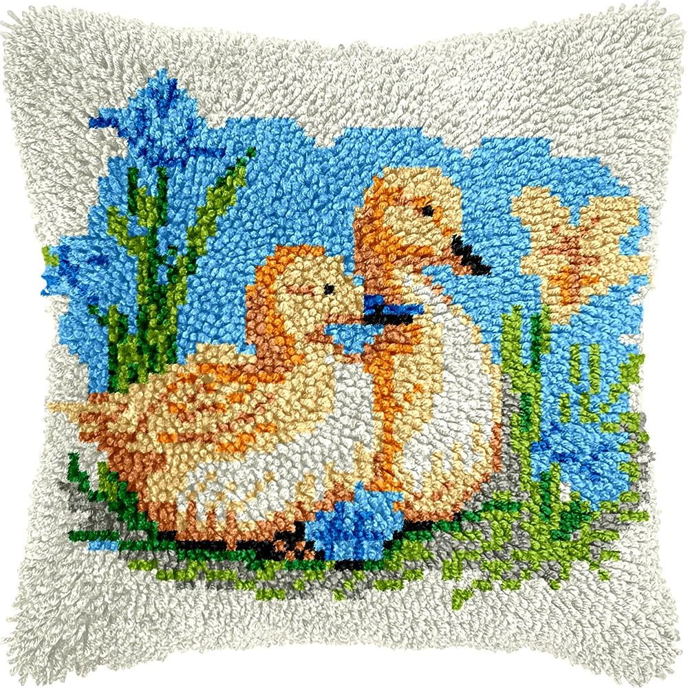 Little Ducks Latch Hook Pillow Kits for DIY Handmade Throw Pillow Cushion Embroidery Latch Hooking Pillowcase Kits with Preprinted Canvas Crochet Yarn Kits 17''X 17''(g13)