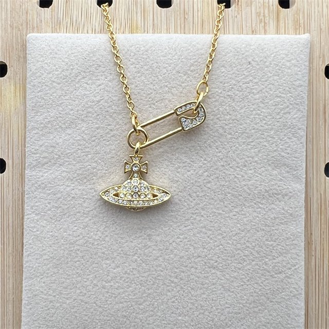 Little Red Book High version Queen Mother of the West vivienne Golden